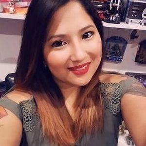 Meet your Posher, Stephanie